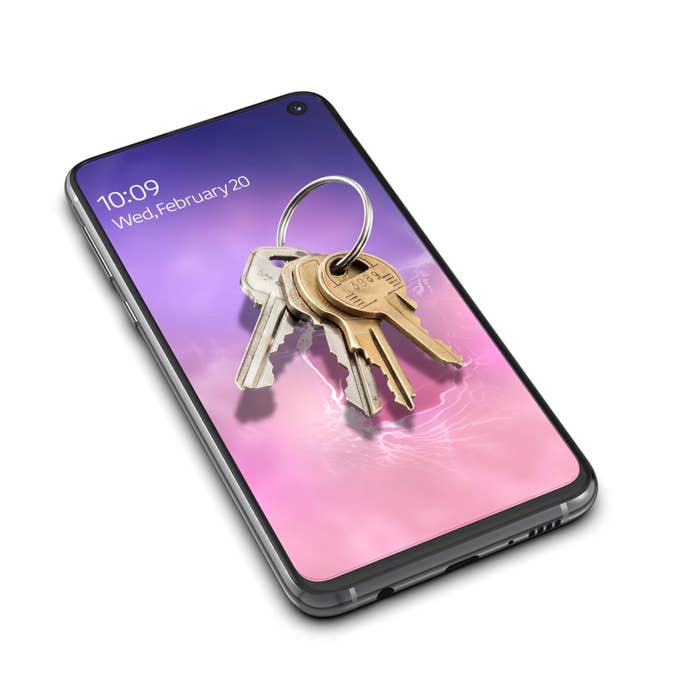 Skärmskydd InvisibleShield Ultra Clear för Samsung Galaxy S10e - Bild 3